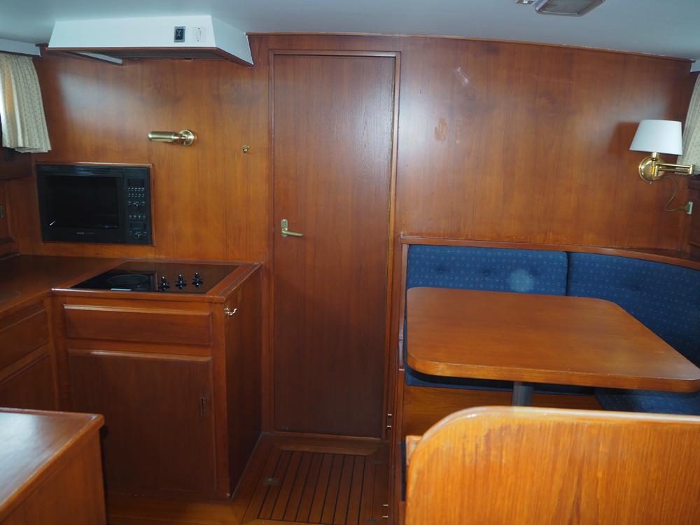 Vorschiff, Innenausstattung